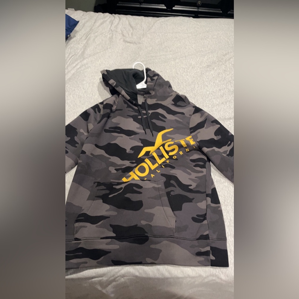 Mens hollister camo hoodie